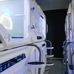 Bangau - Short Term Rest Area Capsule Hotel cápsula